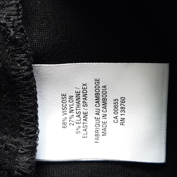 Reitmans Womens black pants. Size 12. Tapered with pockets. - Picture 8 of 13